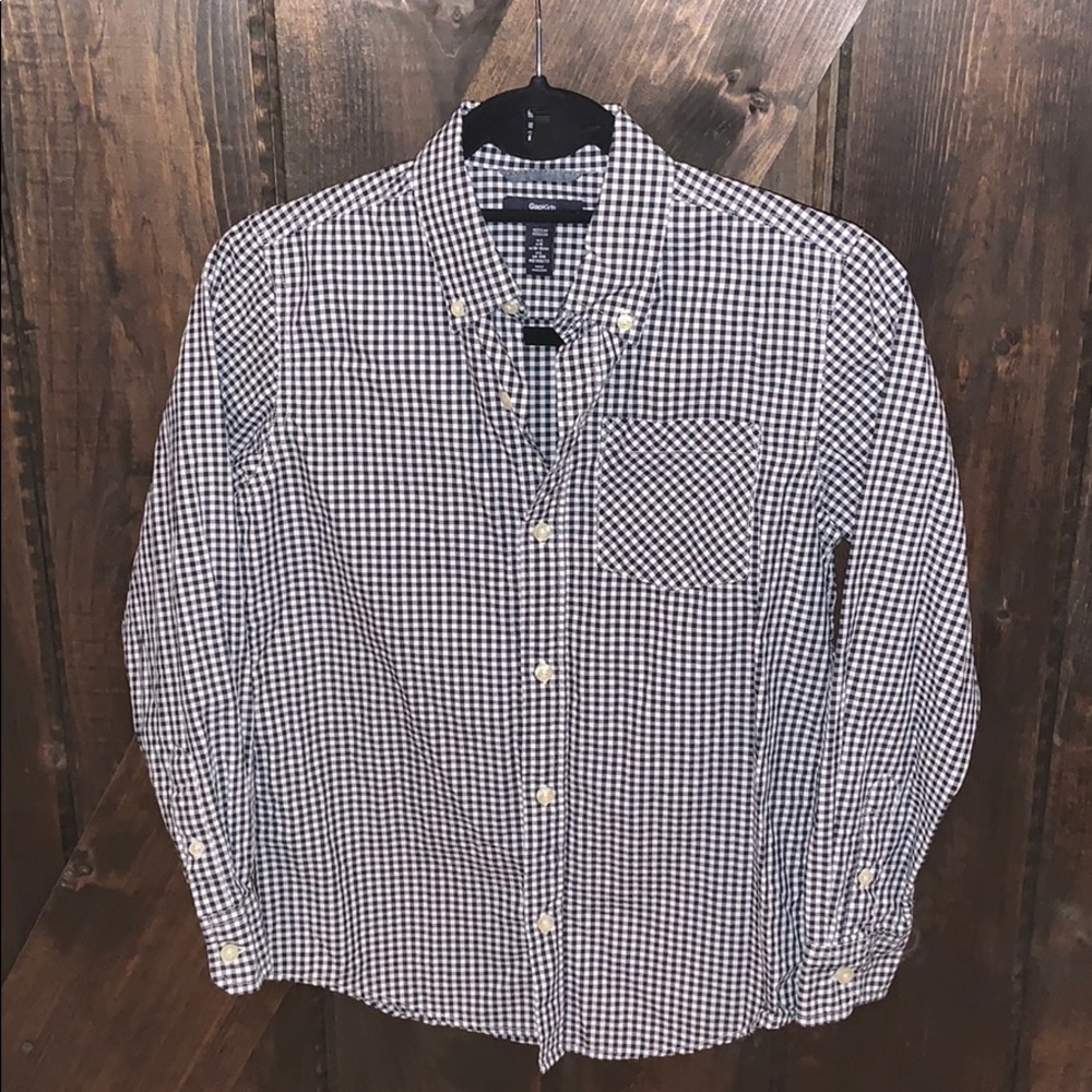 Gap checkered button down top